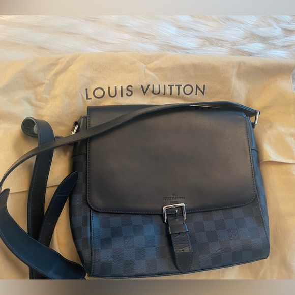 Louis Vuitton new bag , LV Alfa Messenger, good size Medium bag - Picture 15 of 16